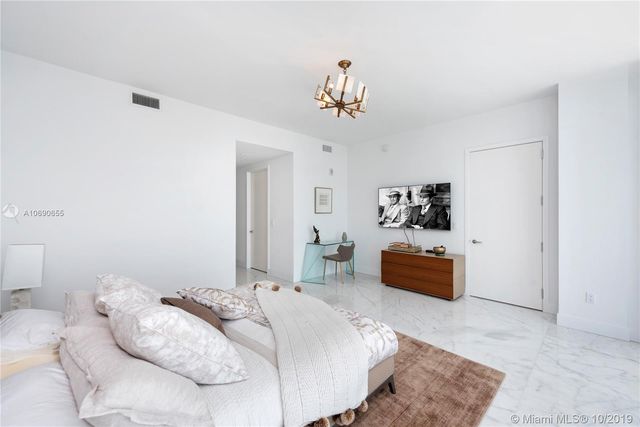 $3,590,000 | 16901 Collins Avenue, Unit 3503, Sunny Isles Beach, FL 33160