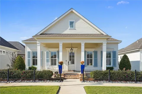 $565,000 | 117 Madewood Street, Covington, LA 70433