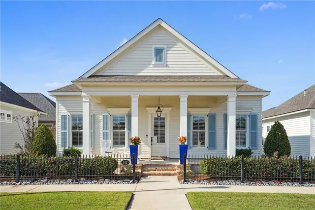 $565,000 | 117 Madewood Street, Covington, LA 70433