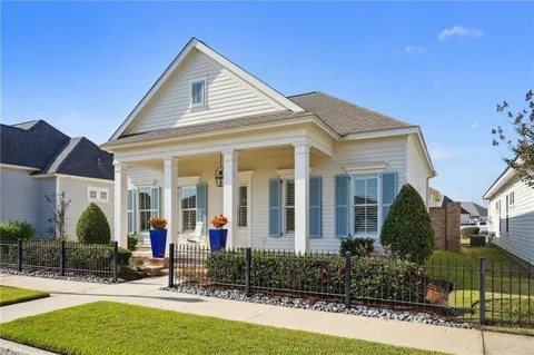 $565,000 | 117 Madewood Street, Covington, LA 70433