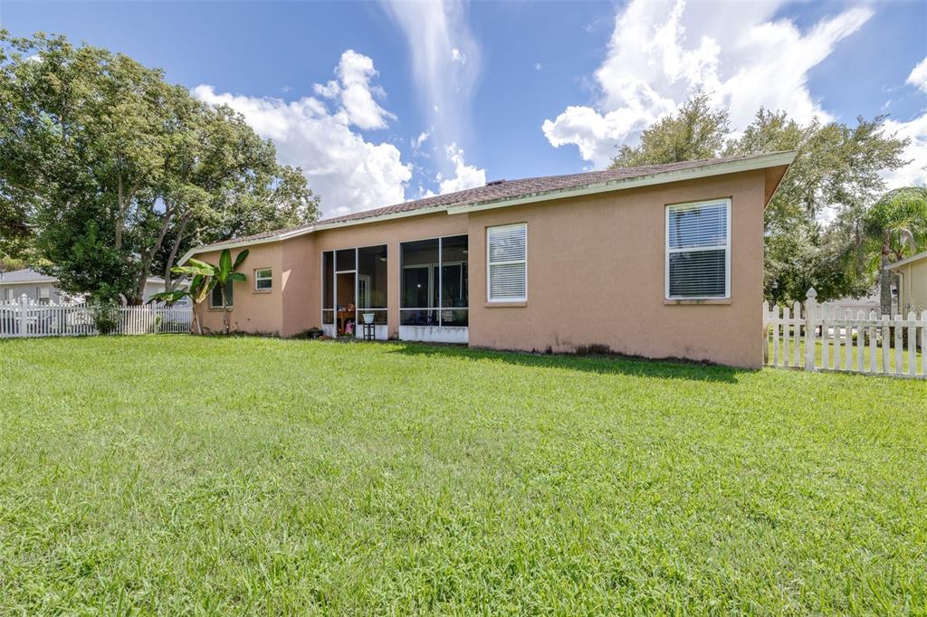 17012 Falconridge Road Lithia, FL 33547 - Photo 60 of 100 Gallery Image 60