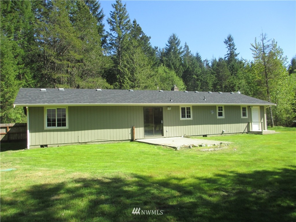 14010 Sidney Road Southwest Port Orchard, WA 98367 - Photo 14 of 14 Gallery Image 14