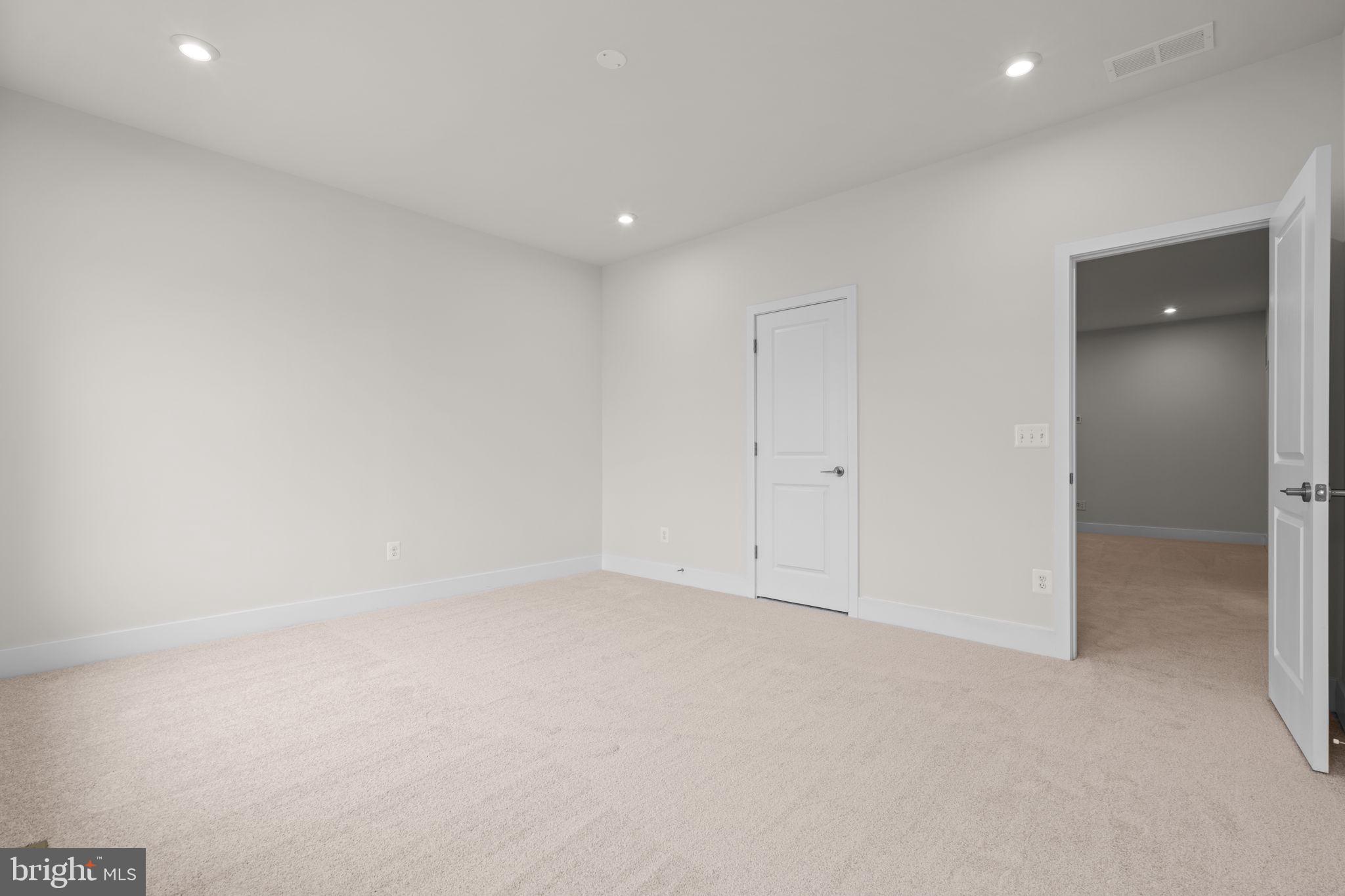 114 Keystone Winchester, VA 22603 - Photo 29 of 44