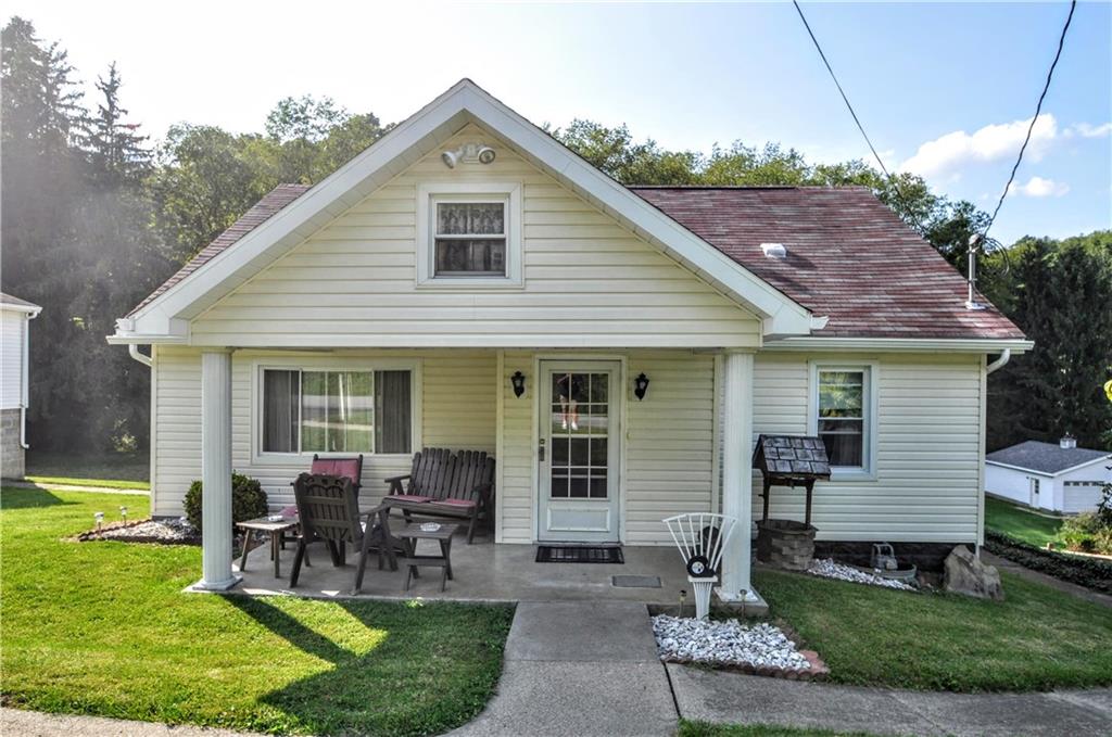 283 Twin Bridges Road Charleroi, PA 15022 - Photo 1 of 25 Gallery Image 1