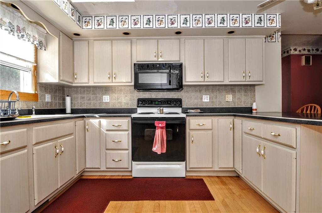 283 Twin Bridges Road Charleroi, PA 15022 - Photo 11 of 25 Gallery Image 11