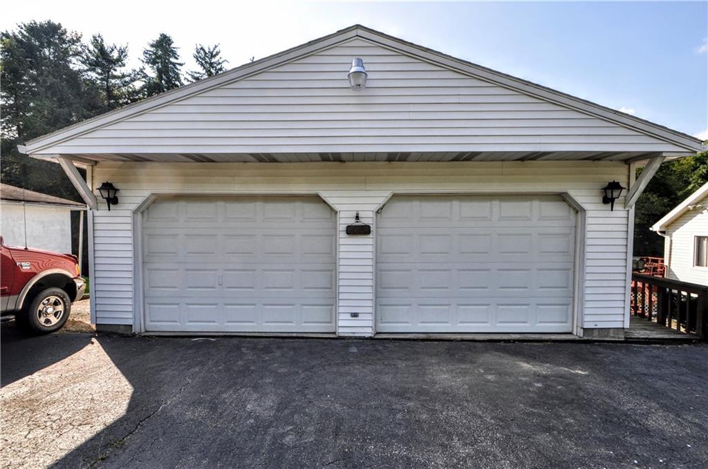 283 Twin Bridges Road Charleroi, PA 15022 - Photo 4 of 25 Gallery Image 4