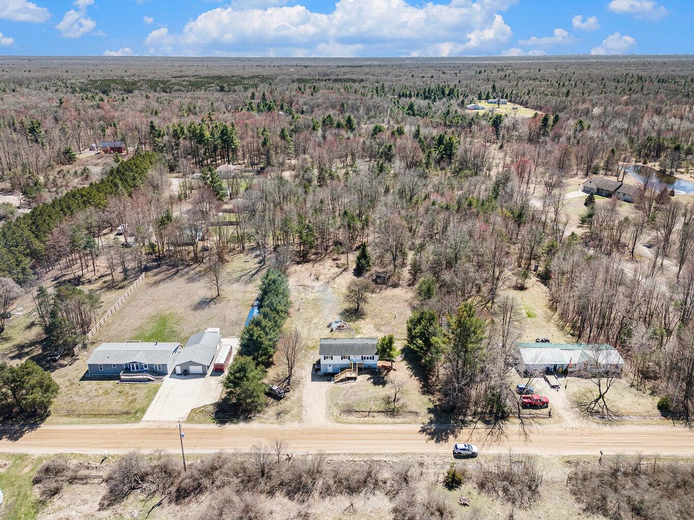3335 East Tyler Road Twin Lake, MI 49457 - Photo 4 of 26 AerialView3