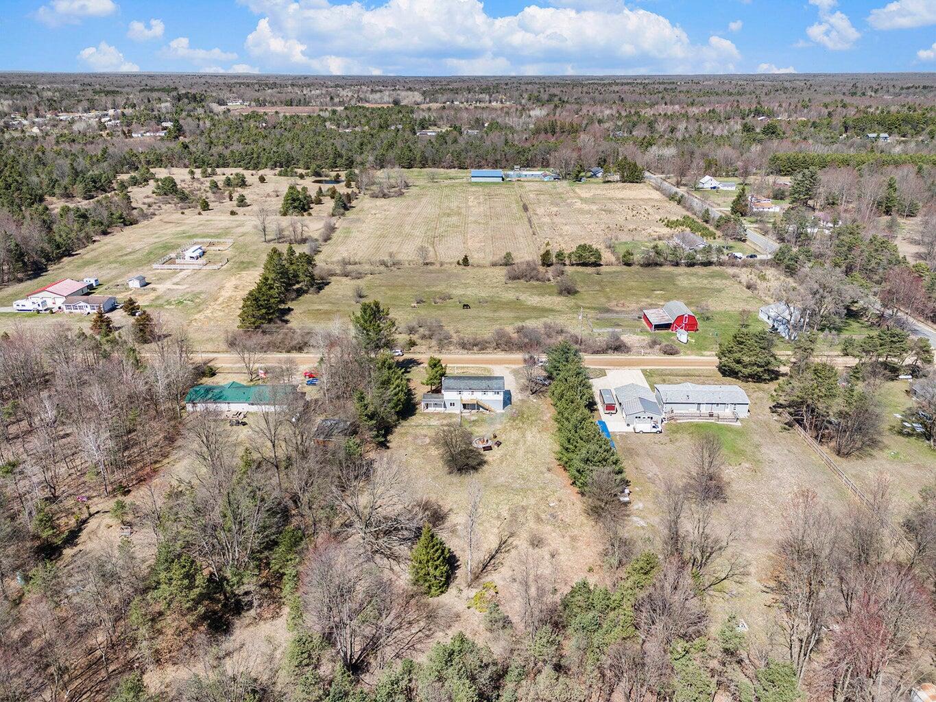 3335 East Tyler Road Twin Lake, MI 49457 - Photo 5 of 26 AerialView2