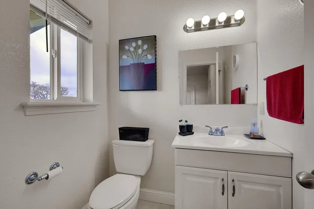 $668,000 | 13680 Jessica Way, Browns Valley, CA 95918