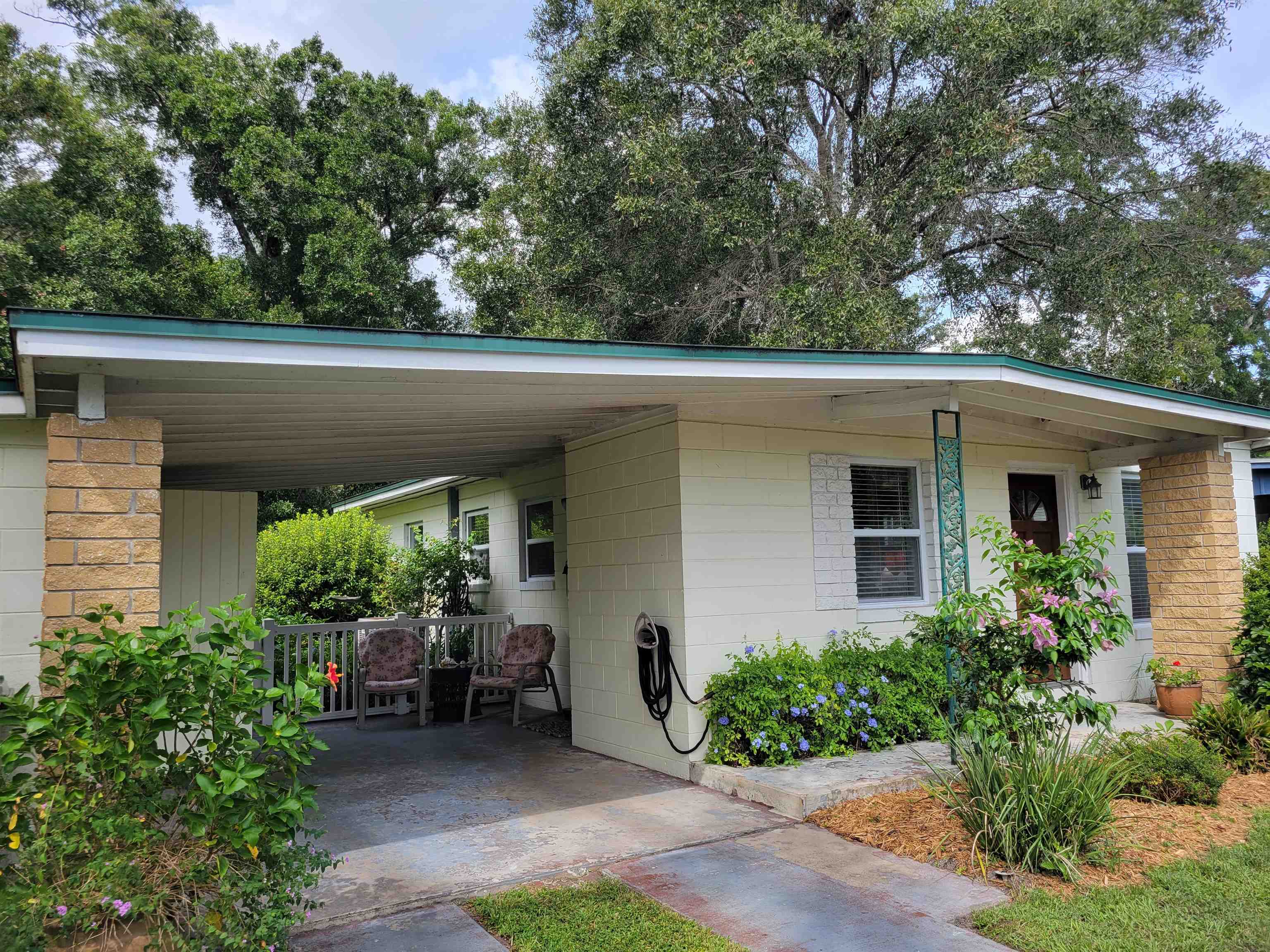 248 Spring Street St. Augustine, FL 32084 - Photo 2 of 50 a house with a outdoor space