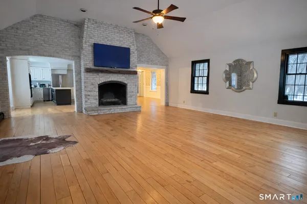 $699,999 | 61 High Rock Road, Newtown, CT 06482