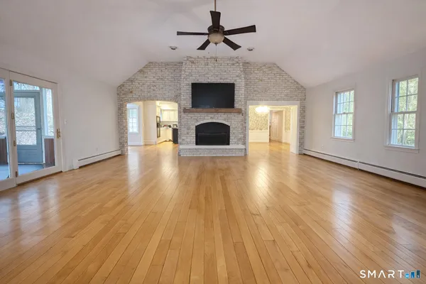 $699,999 | 61 High Rock Road, Newtown, CT 06482