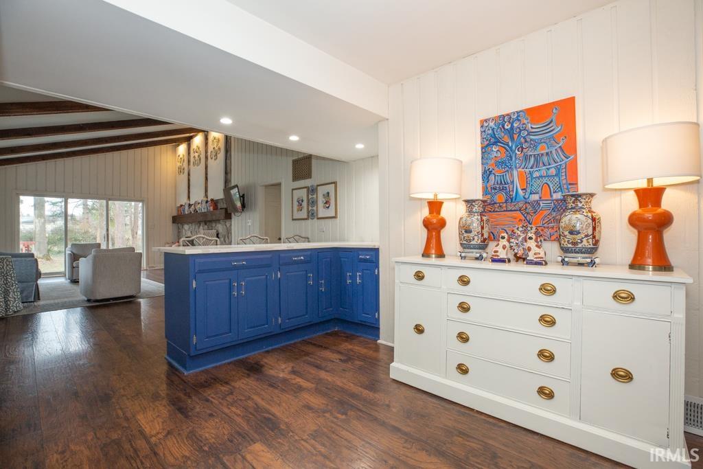 900 South Burkhardt Road Evansville, IN 47715 - Photo 11 of 33 Gallery Image 11