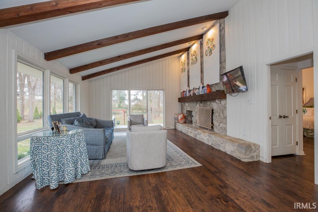 900 South Burkhardt Road Evansville, IN 47715 - Photo 13 of 33 Gallery Image 13