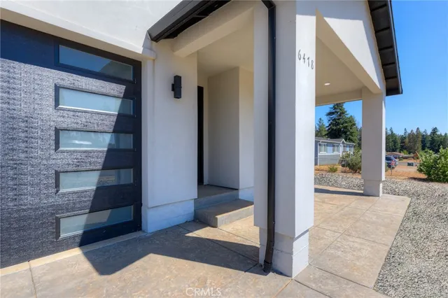 a view of an entryway door