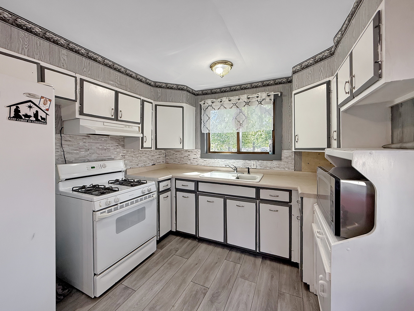 420 East Congress Avenue Rantoul, IL 61866 - Photo 6 of 19