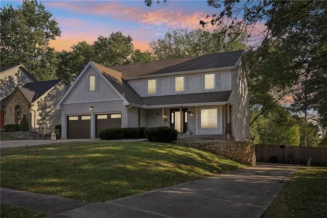 $444,000 | 3225 Meadow Road, Leavenworth, KS 66048