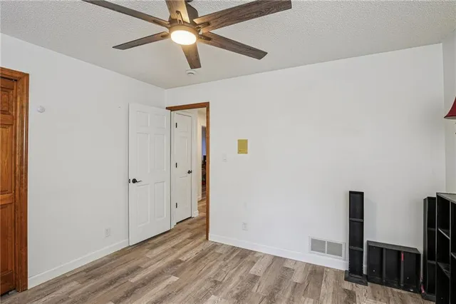 $444,000 | 3225 Meadow Road, Leavenworth, KS 66048