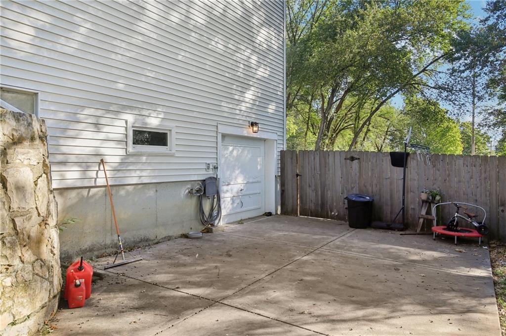 3225 Meadow Road Leavenworth, KS 66048 - Photo 38 of 55