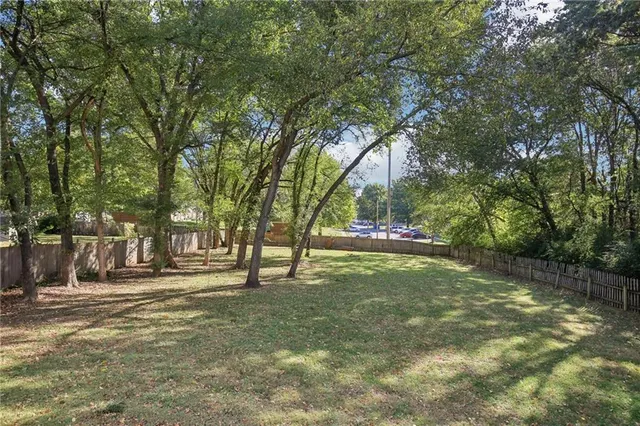 $444,000 | 3225 Meadow Road, Leavenworth, KS 66048