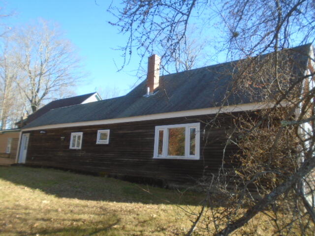 147 Littlefield Road Sanford, ME 04083 - Photo 5 of 38 5 house left side