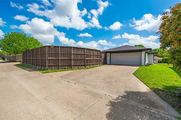 $480,000 | 2760 North Hillbrier Circle, Plano, TX 75075