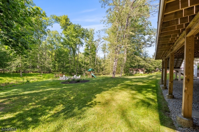 21 Angus Lane Warren, NJ 07059 - Photo 46 of 48