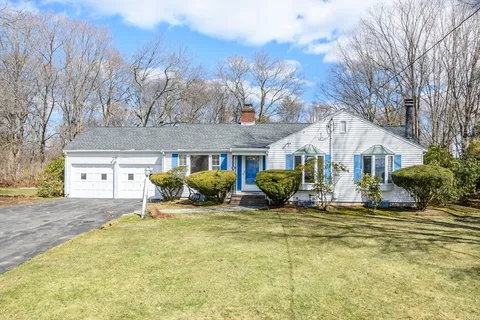 $799,000 | 84 Pleasant Street South, Natick, MA 01760