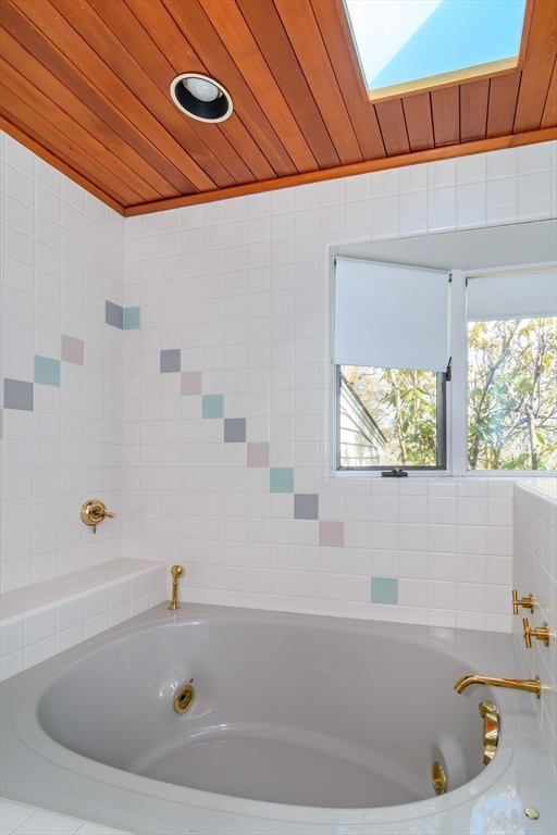 84 Pleasant Street South Natick, MA 01760 - Photo 14 of 25