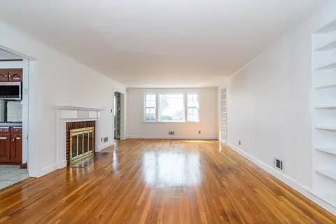 $799,000 | 84 Pleasant Street South, Natick, MA 01760