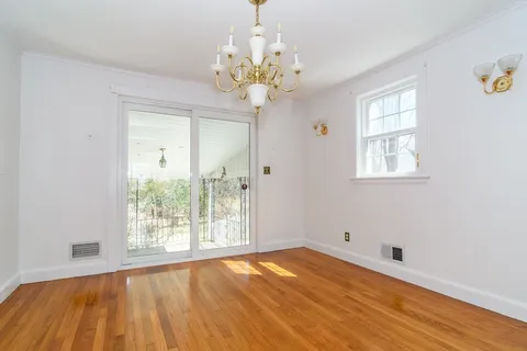 $799,000 | 84 Pleasant Street South, Natick, MA 01760