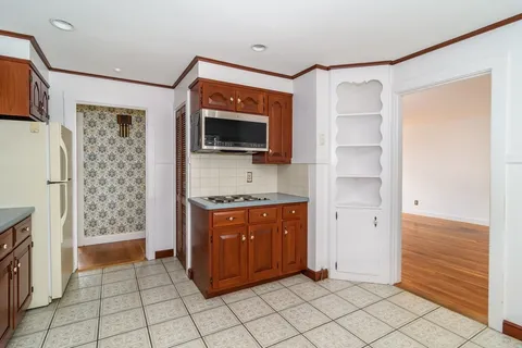 $799,000 | 84 Pleasant Street South, Natick, MA 01760