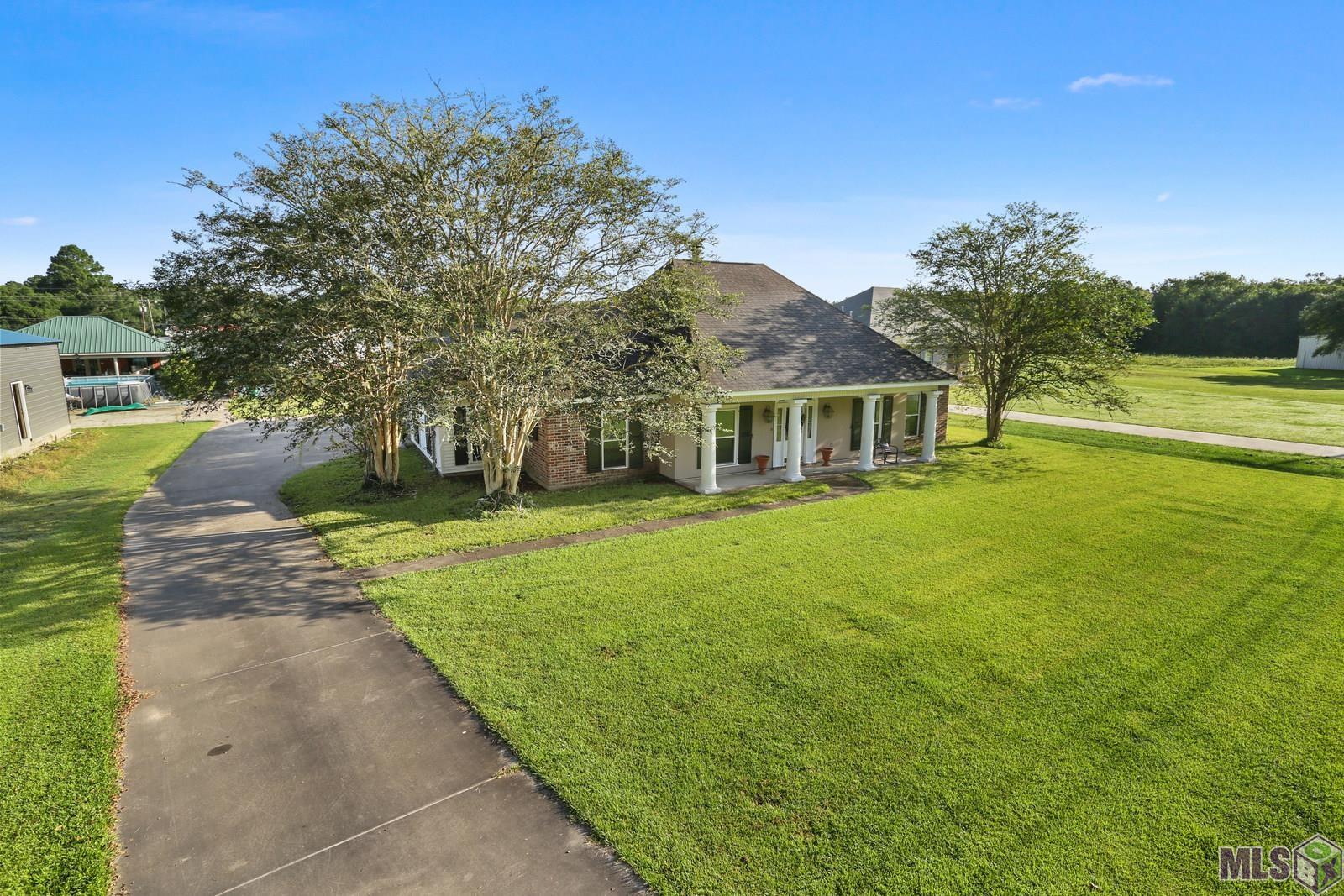 151 Choctaw Road Thibodaux, LA 70301 - Photo 3 of 20 Gallery Image 3