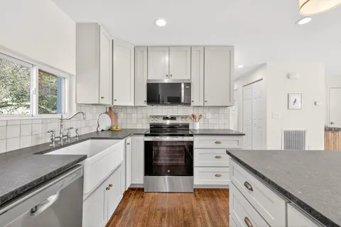 $449,900 | 4001 Dumbarton Drive, Nashville, TN 37207