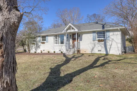 $449,900 | 4001 Dumbarton Drive, Nashville, TN 37207