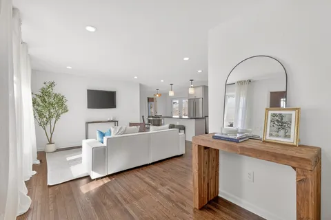 $449,900 | 4001 Dumbarton Drive, Nashville, TN 37207