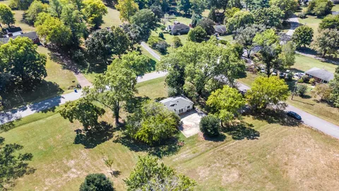 $449,900 | 4001 Dumbarton Drive, Nashville, TN 37207