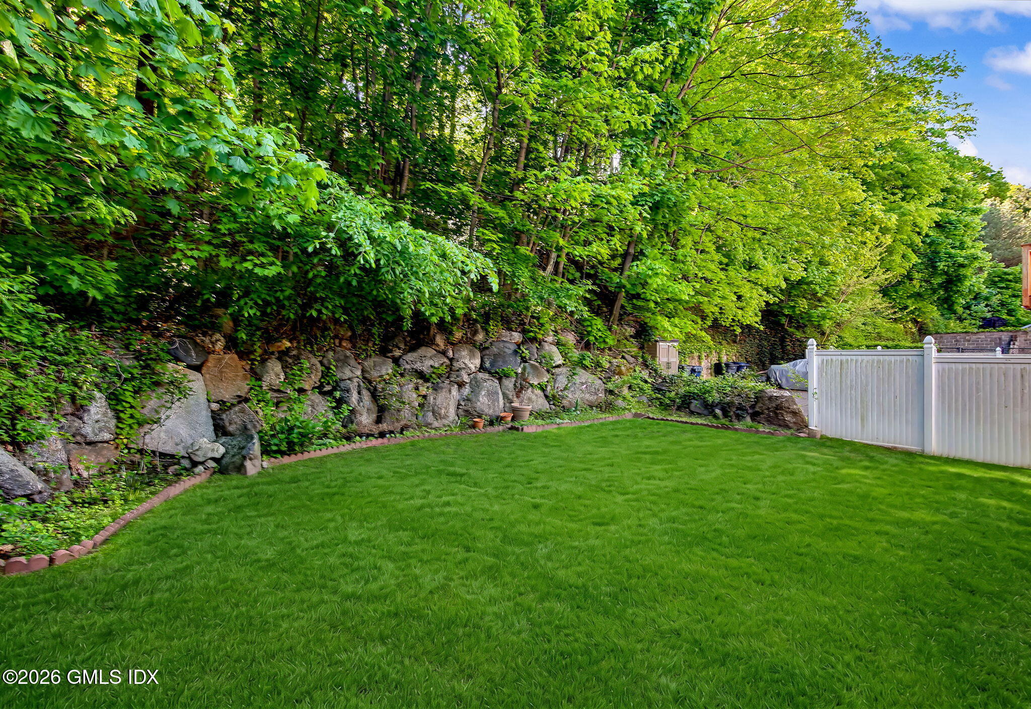 21-web-or-mls-37-pemberwick-rd