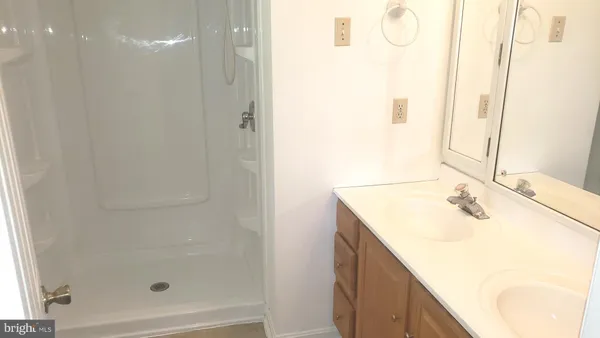 $2,495 | 625 Southwood Road, Hockessin, DE 19707