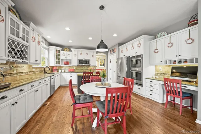 $975,000 | 10653 Briarglen Circle, Highlands Ranch, CO 80130