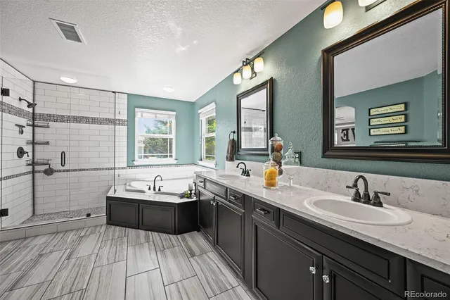 $975,000 | 10653 Briarglen Circle, Highlands Ranch, CO 80130