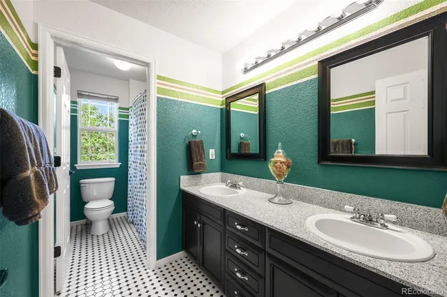 $975,000 | 10653 Briarglen Circle, Highlands Ranch, CO 80130