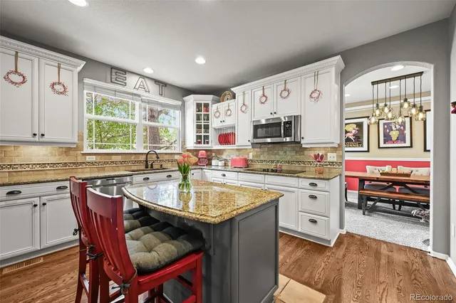 $975,000 | 10653 Briarglen Circle, Highlands Ranch, CO 80130