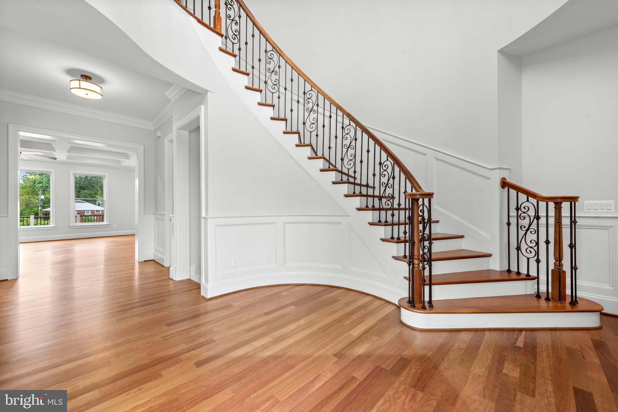 7003 Churchill Road McLean, VA 22101 - Photo 5 of 76