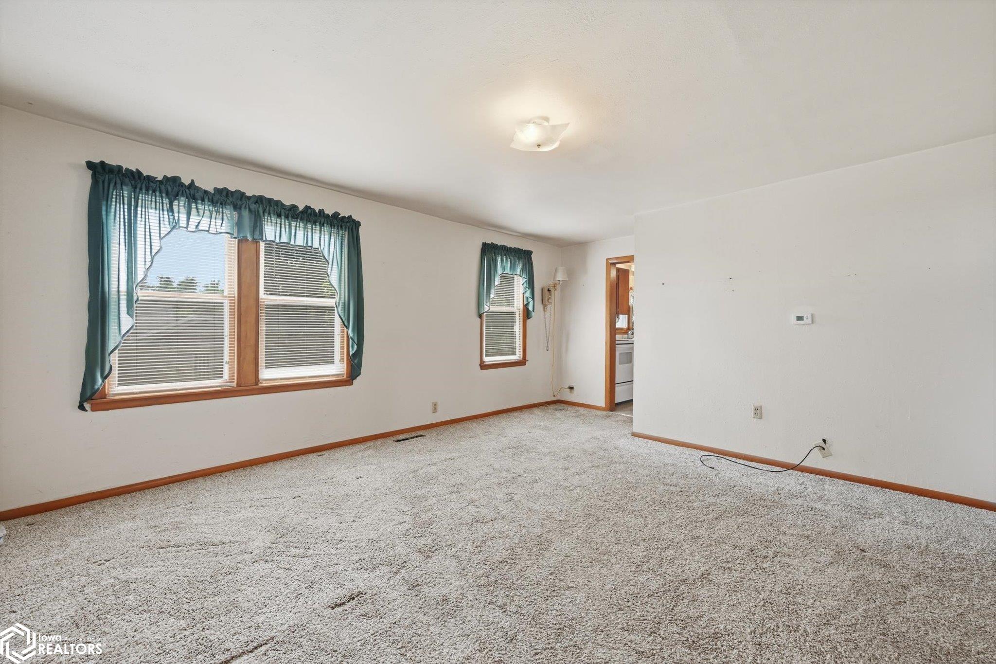 407 5th Street Defiance, IA 51527 - Photo 5 of 38 Gallery Image 5