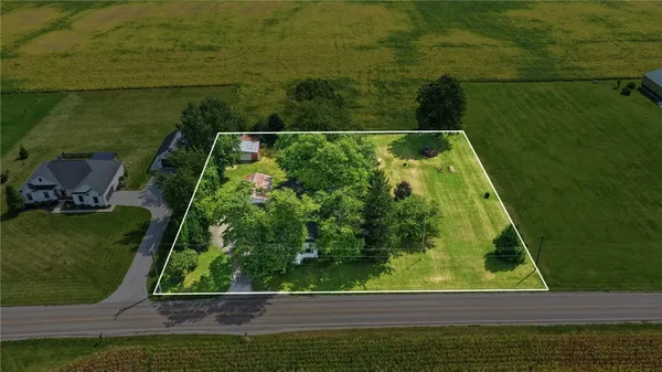 $230,000 | 1353 Three Mile Road, Urbana, OH 43078