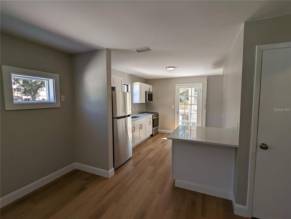 1920 Springtime Avenue Clearwater, FL 33755 - Photo 7 of 27