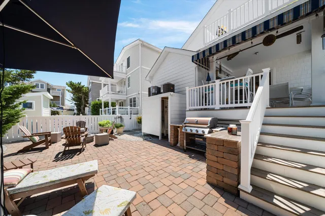 a view of deck with patio