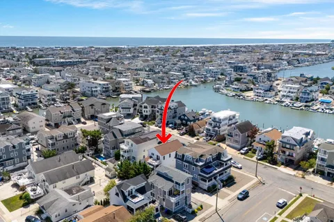 $2,699,000 | 389 22nd Street, Avalon, NJ 08202