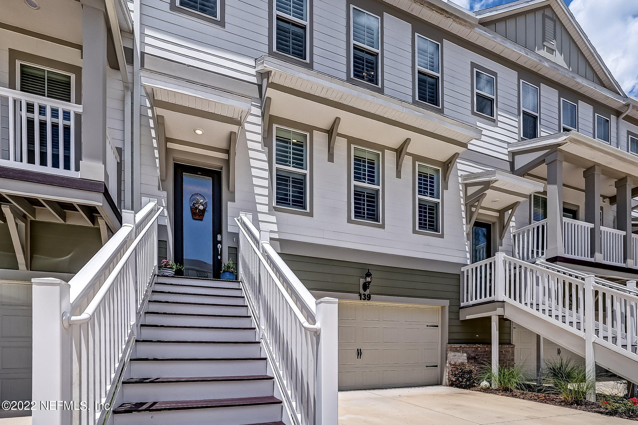 139 Spring Tide Way Ponte Vedra, FL 32081 - Photo 2 of 68 3-web-or-mls-3_LR_139_Spring_Tide_Way_Al